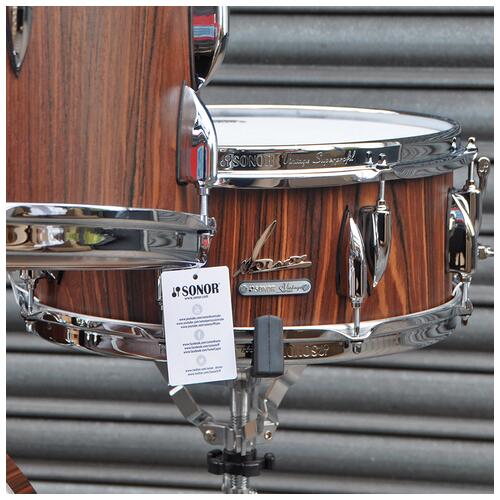 Image 13 - Sonor Vintage Drumkit 18'' 3pc Shell Pack, Rosewood Semi Gloss with Mount