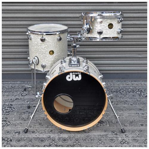 Image 2 - DW 12", 14", 18" Drum Workshop Collectors Series Drum Kit in White Pearl finish *2nd Hand*