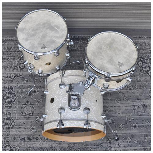 Image 13 - DW 12", 14", 18" Drum Workshop Collectors Series Drum Kit in White Pearl finish *2nd Hand*