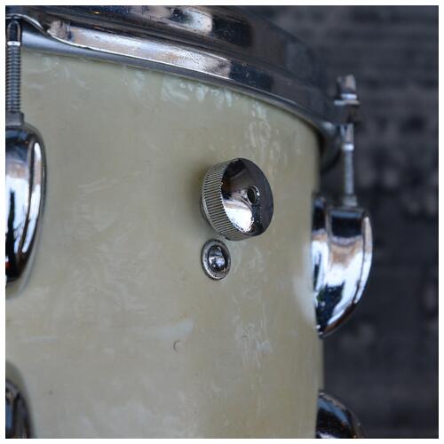 Image 3 - Slingerland Tom 12X9" White Pearl - 1960s Niles Badge - with case - 2nd Hand