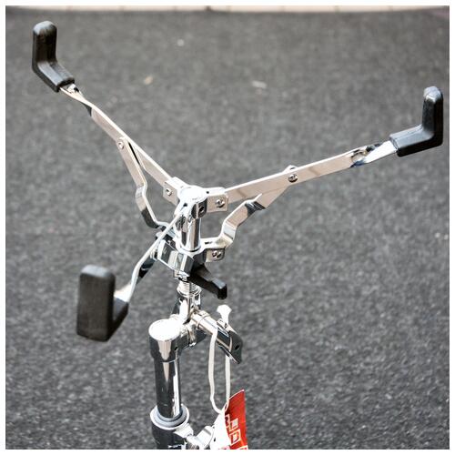 Image 2 - Pearl S-830 snare stand *Open Box*
